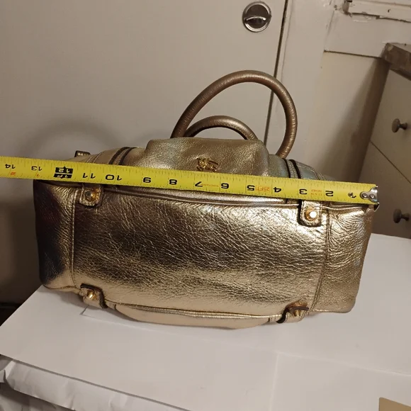 Burberry gold leather Prorsum Metallic Gold Leather Authentic bag - Picture 5 of 16